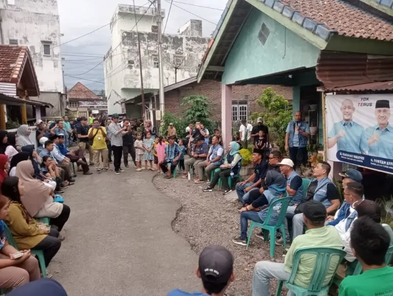 warga Batu Urib Riang Gembira Sambut Kedatangan Botak Peci, dan Siap Menangkan 80 Persen
